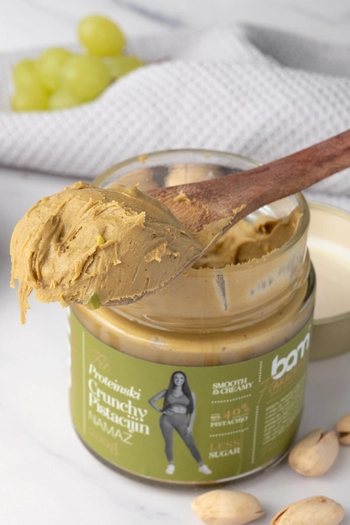 Chrumkavá pistáciová proteínová nátierka so sladidlom