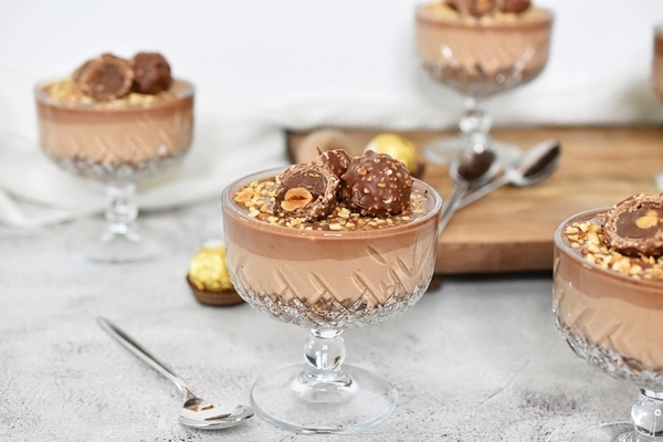 ferrero rocher v pohári