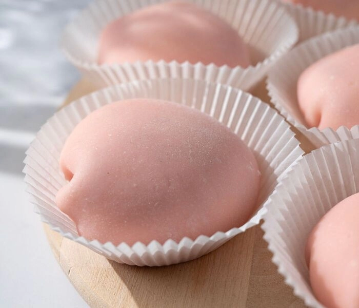 zmrzlinové mochi s jahodovým dzemom bam